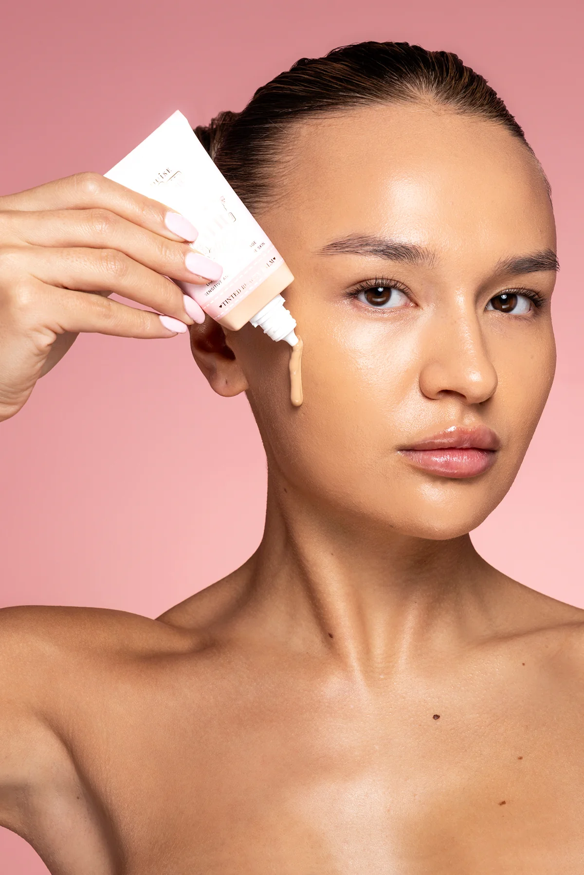 Bestie Balm Tinted Moisturiser - Image 5