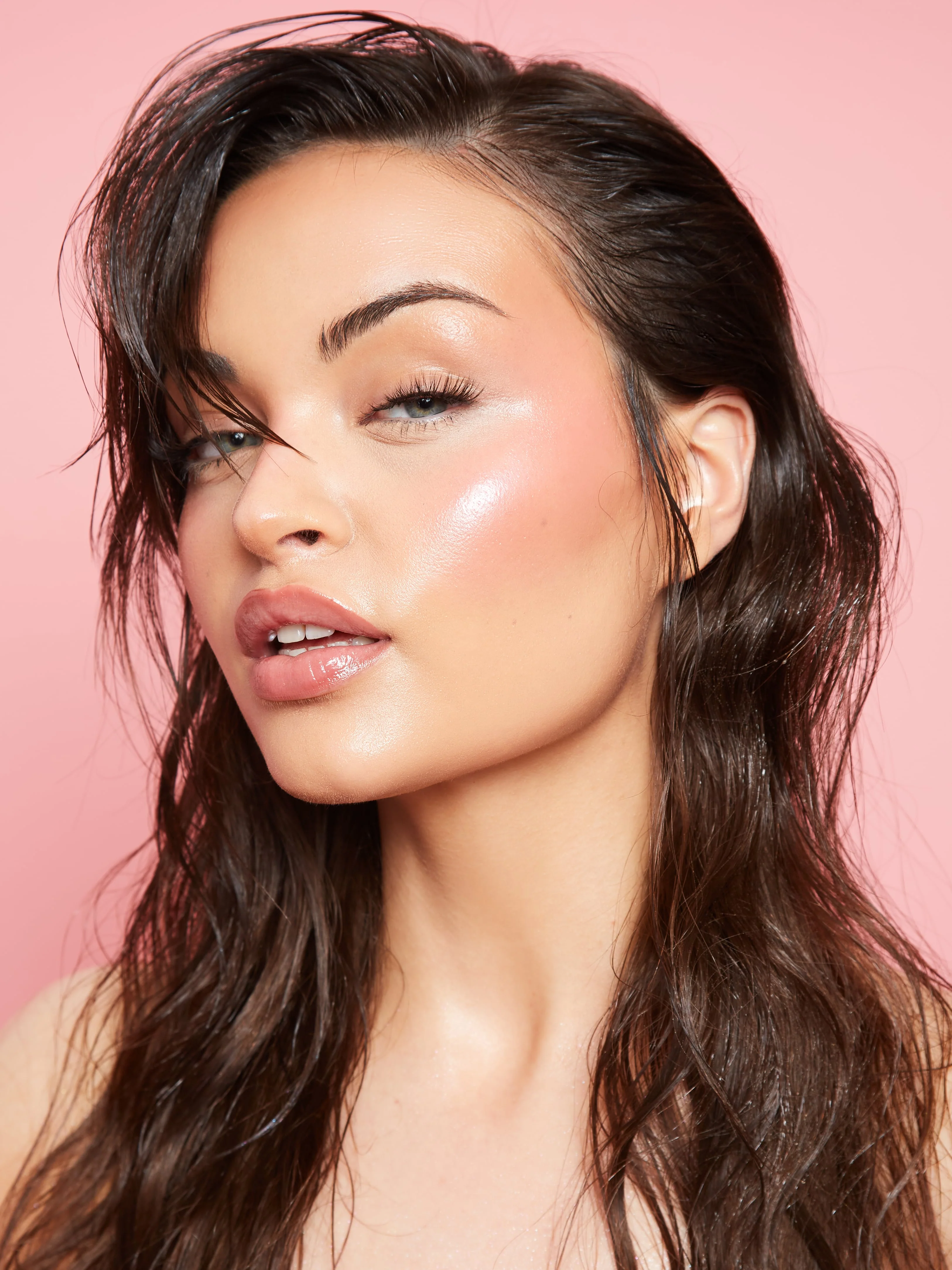 Cheek Of It Liquid Highlighter - Image 31
