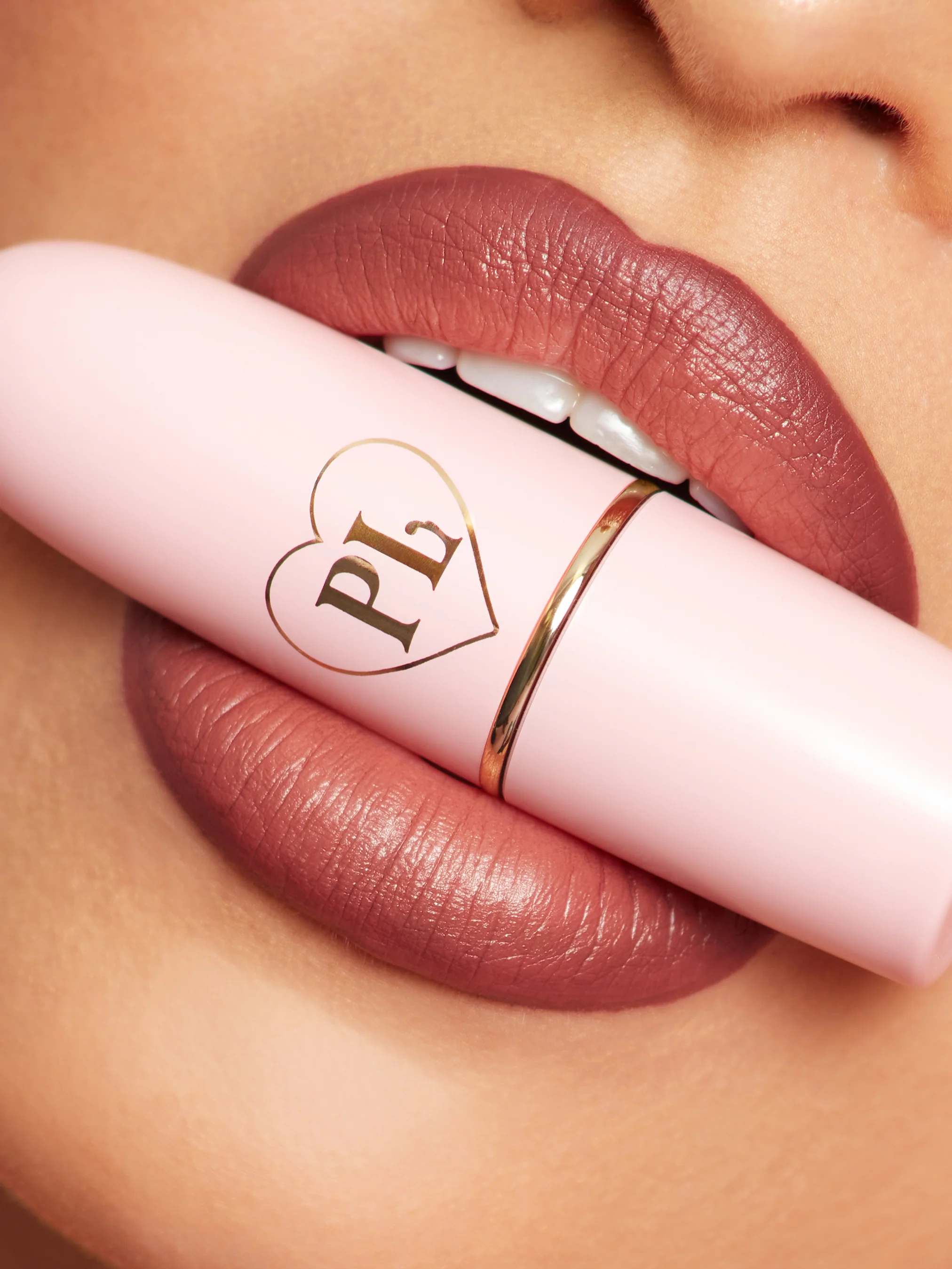Kiss and Makeup Lipstick & Lip Liner Kit - Image 27