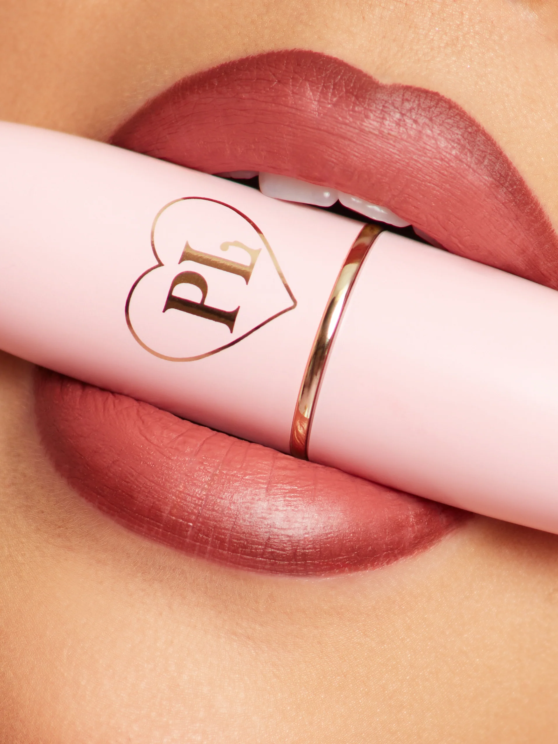 Kiss and Makeup Lipstick & Lip Liner Kit - Image 29