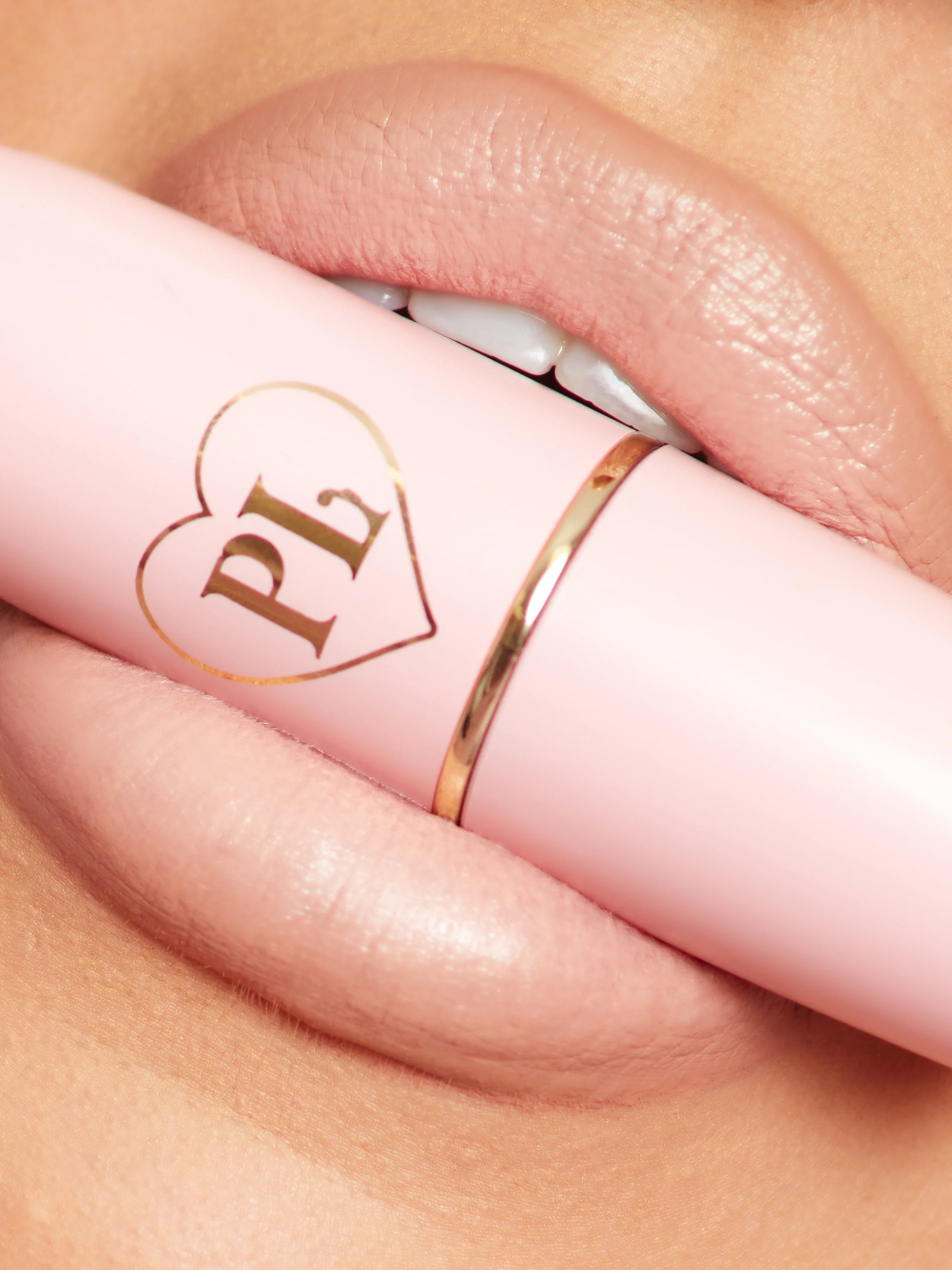 Kiss and Makeup Lipstick & Lip Liner Kit - Image 33
