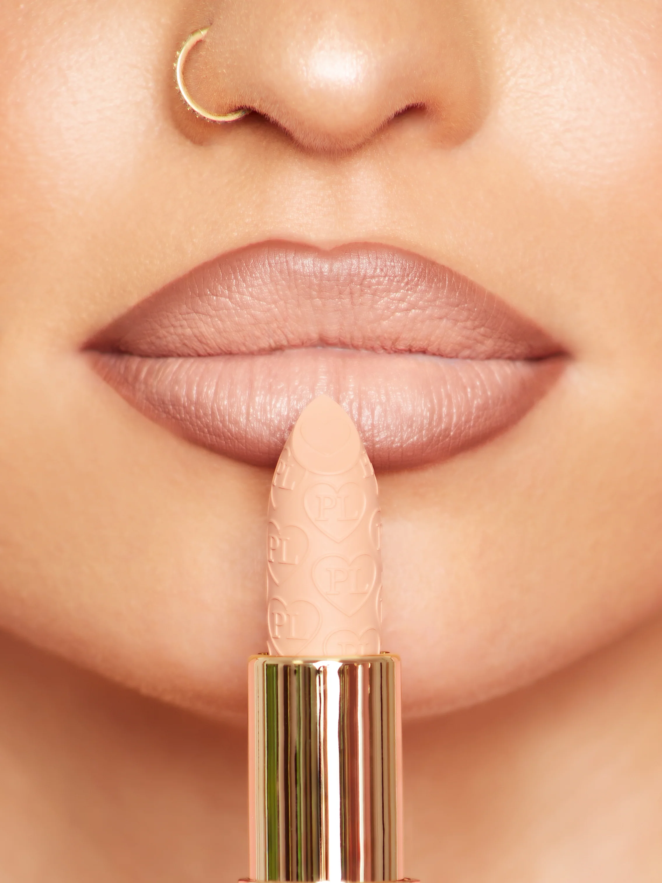 Kiss and Makeup Lipstick & Lip Liner Kit - Image 36