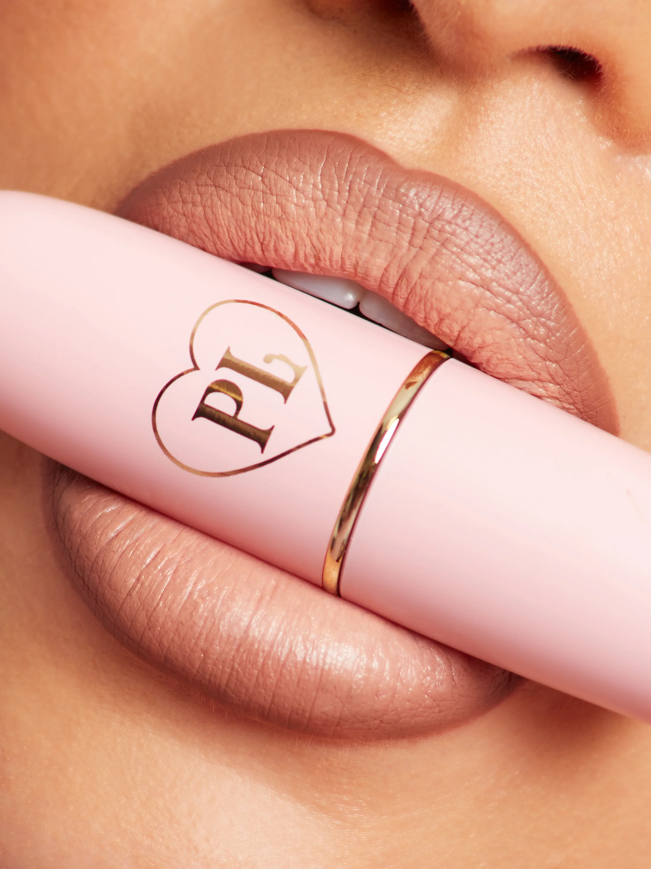 Kiss and Makeup Lipstick & Lip Liner Kit - Image 37