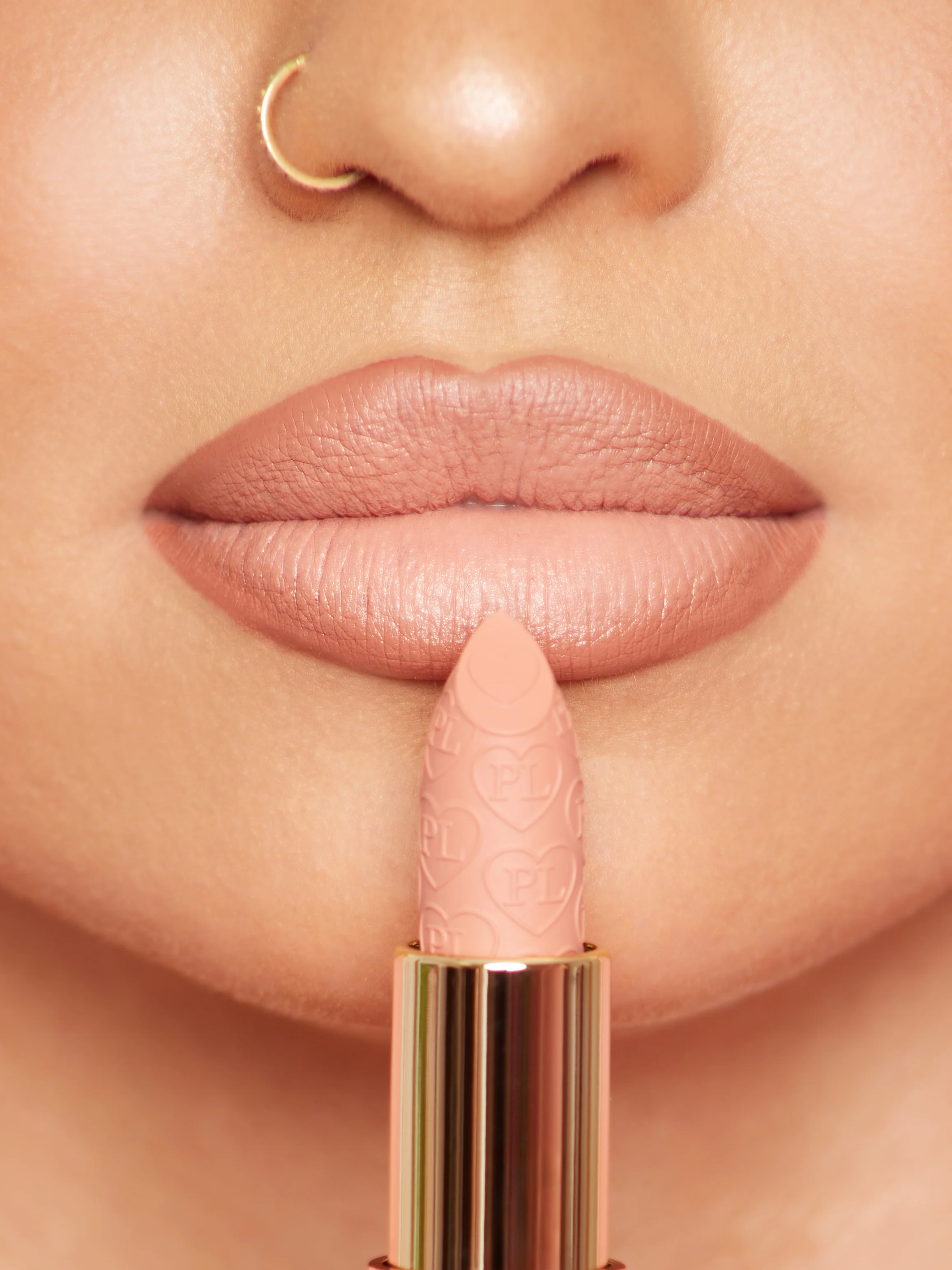 Kiss and Makeup Lipstick & Lip Liner Kit - Image 38