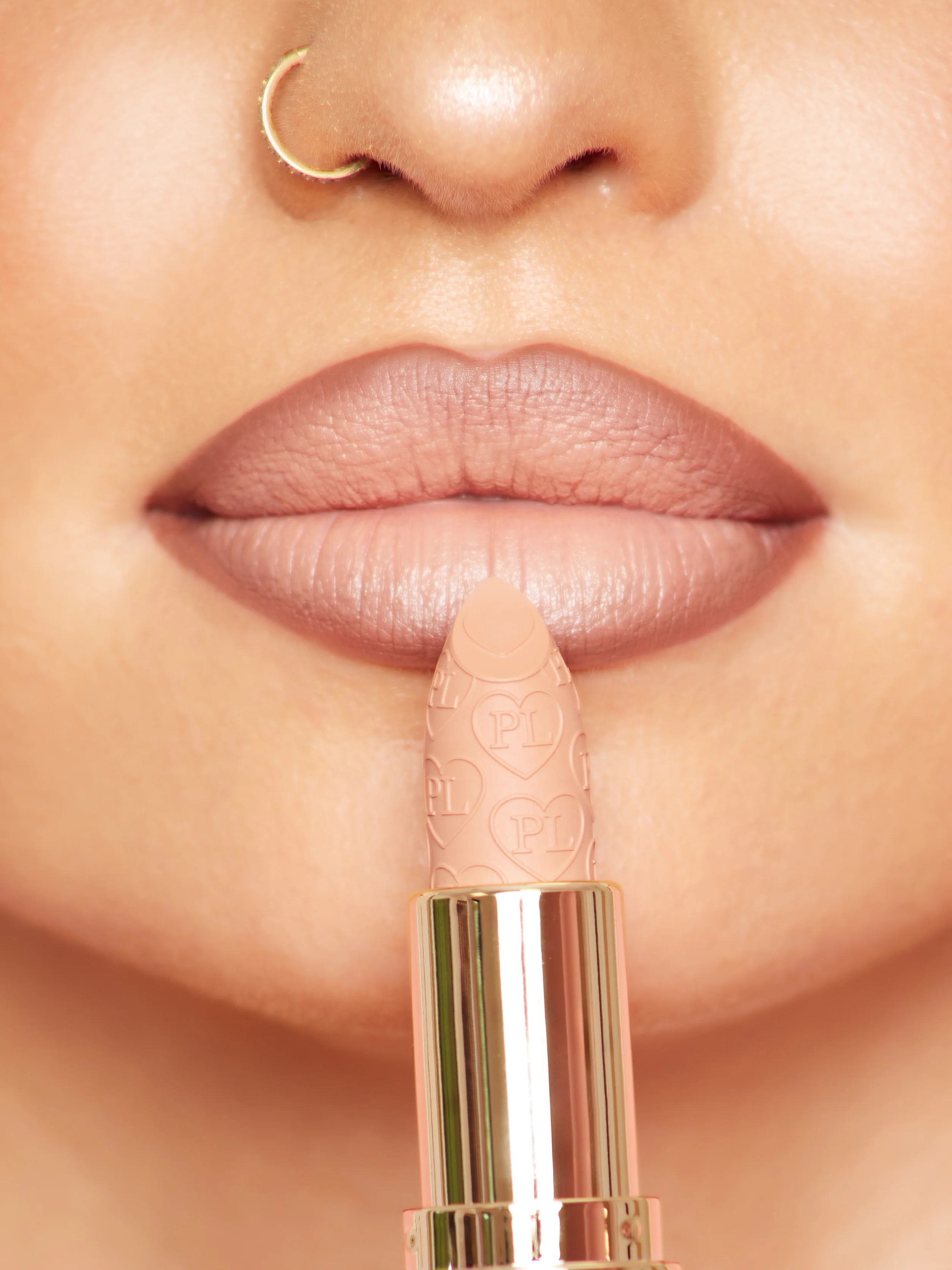 Kiss and Makeup Lipstick & Lip Liner Kit - Image 44