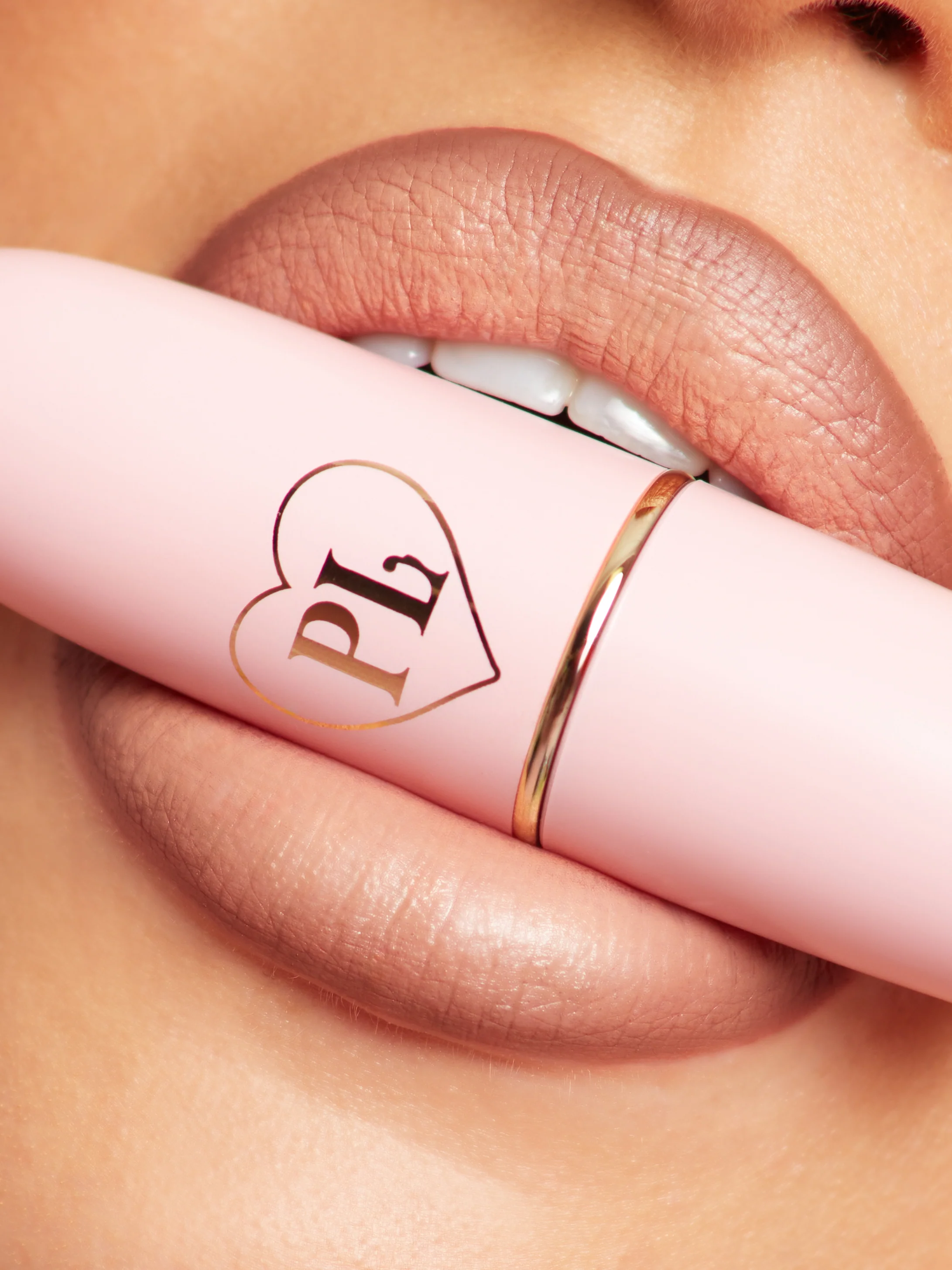 Kiss and Makeup Lipstick & Lip Liner Kit - Image 45
