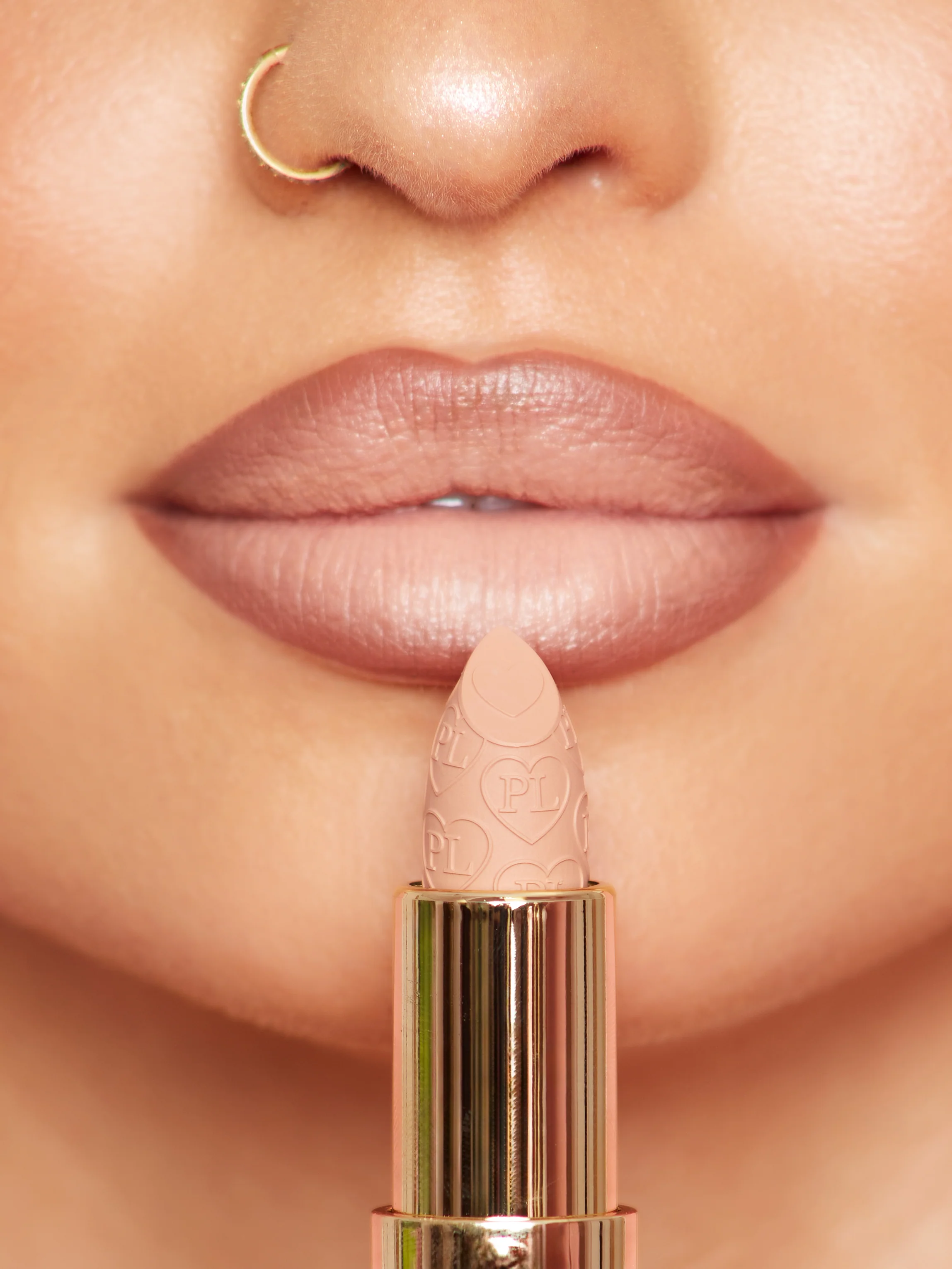 Kiss and Makeup Lipstick & Lip Liner Kit - Image 46