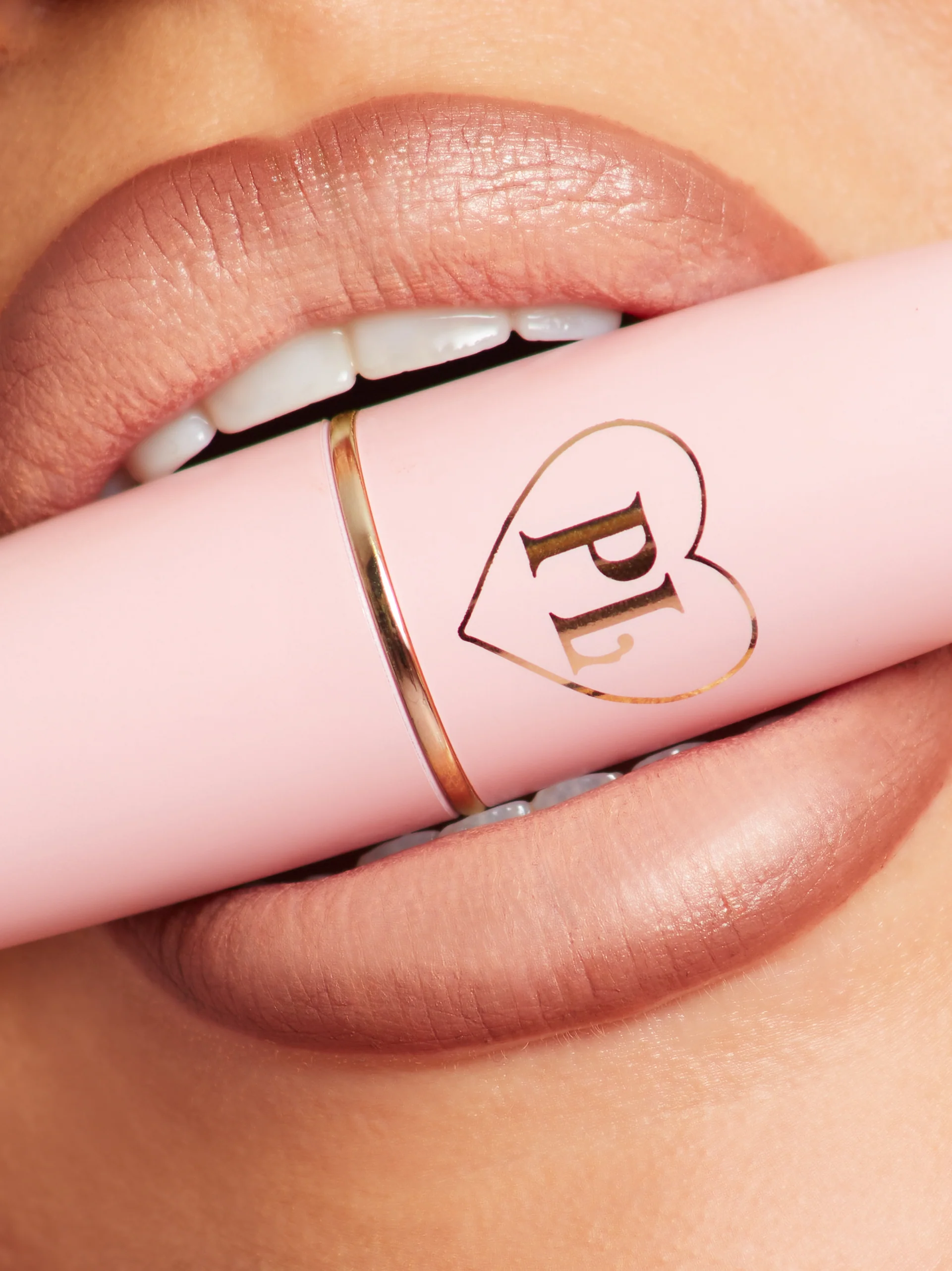 Kiss and Makeup Lipstick & Lip Liner Kit - Image 47