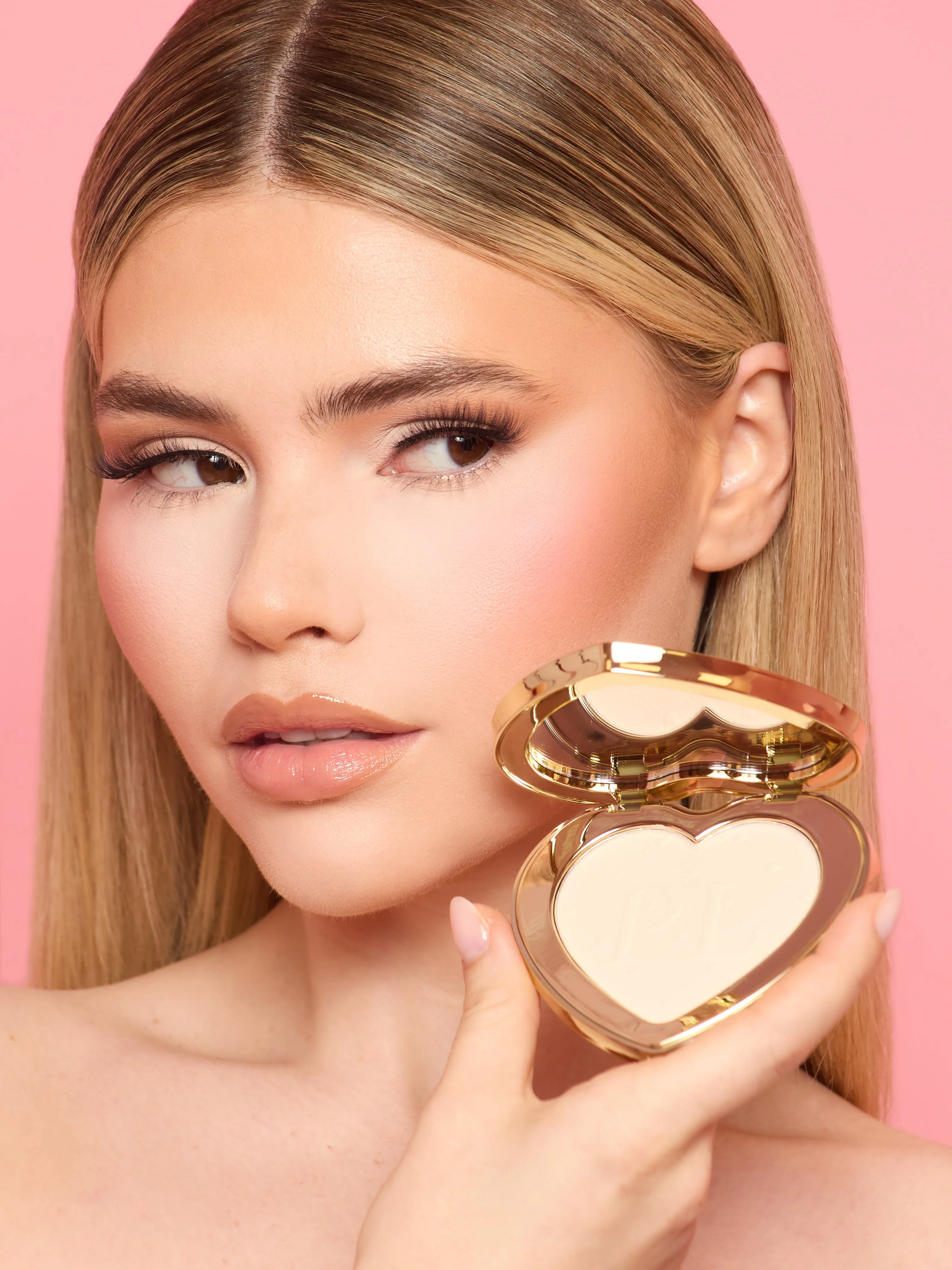 Under-Eye Brightening Powder