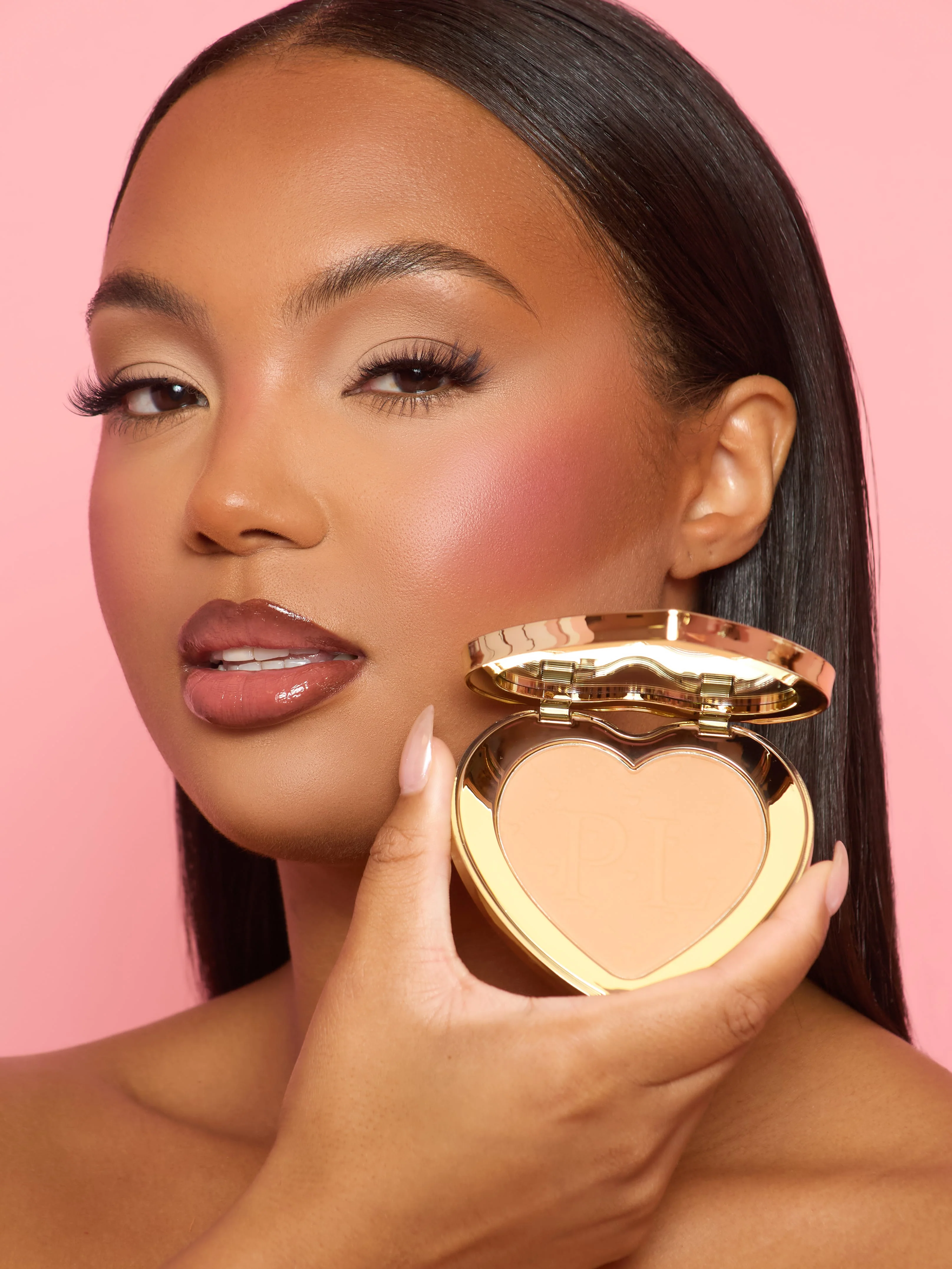 Under-Eye Brightening Powder - Image 76